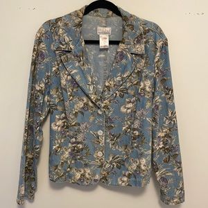 Woman’s flowered denim jacket XL